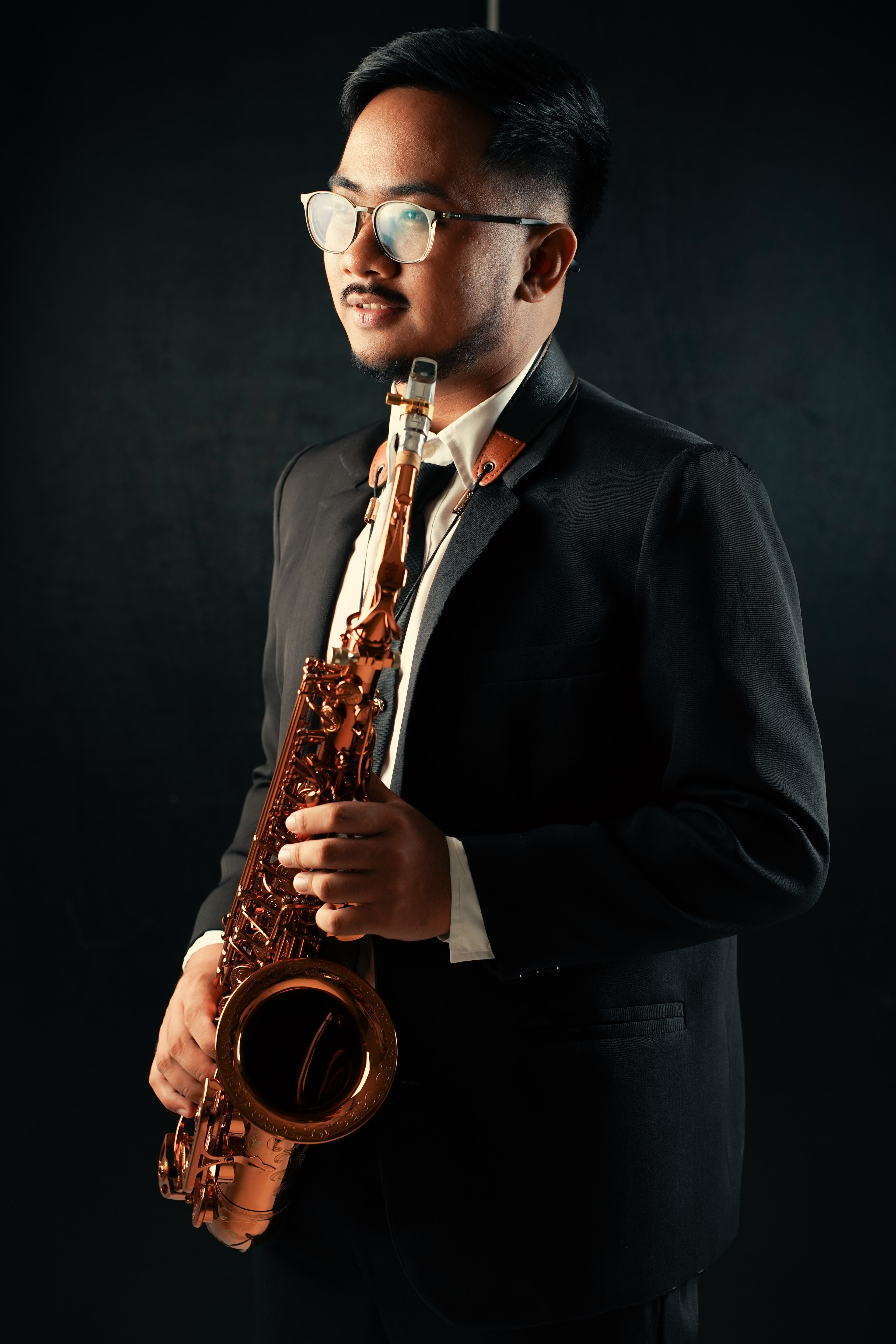 Saxophonist Background